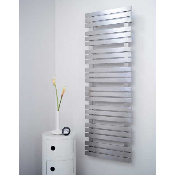 Attractive towel rail for bathrooms and kitchens